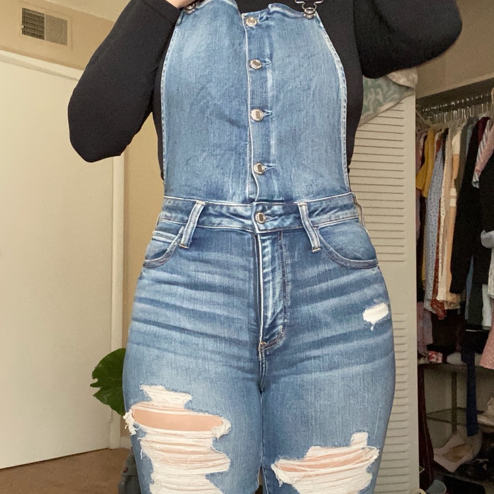 High waisted American Eagle Jegging Overall Jeans